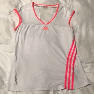 Beautiful Adidas workout tee
